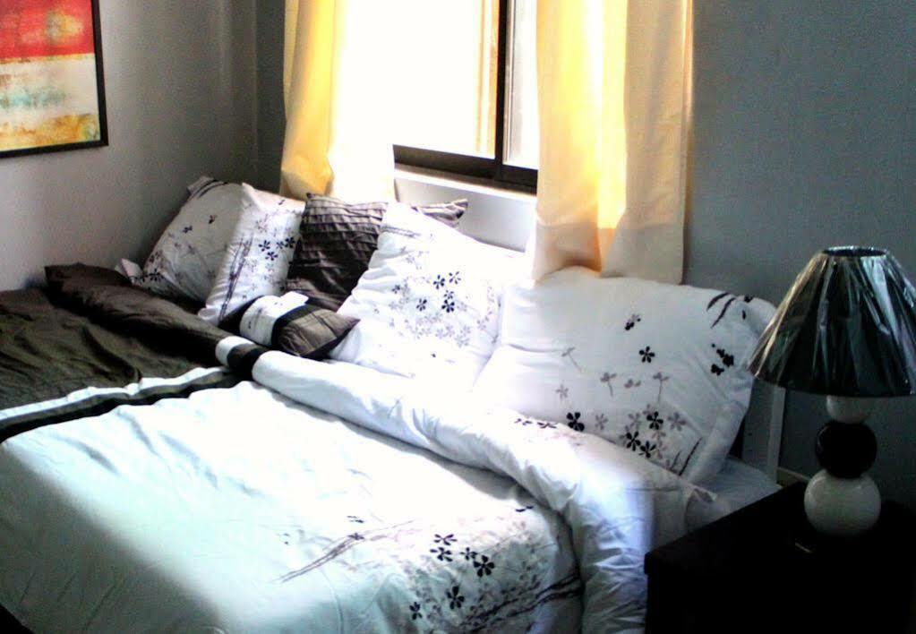 Urban Hostel Pasig City Exterior photo